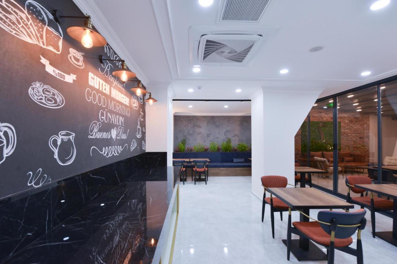 Istport Garden Hotels Arnavutkoy Exterior photo The interior of a typical Starbucks store