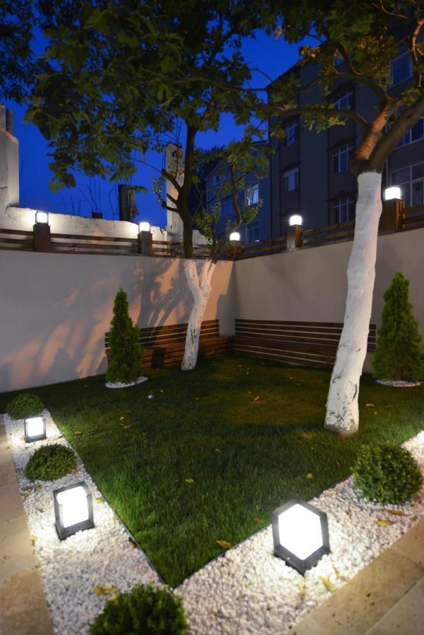 Istport Garden Hotels Arnavutkoy Exterior photo The garden of the museum