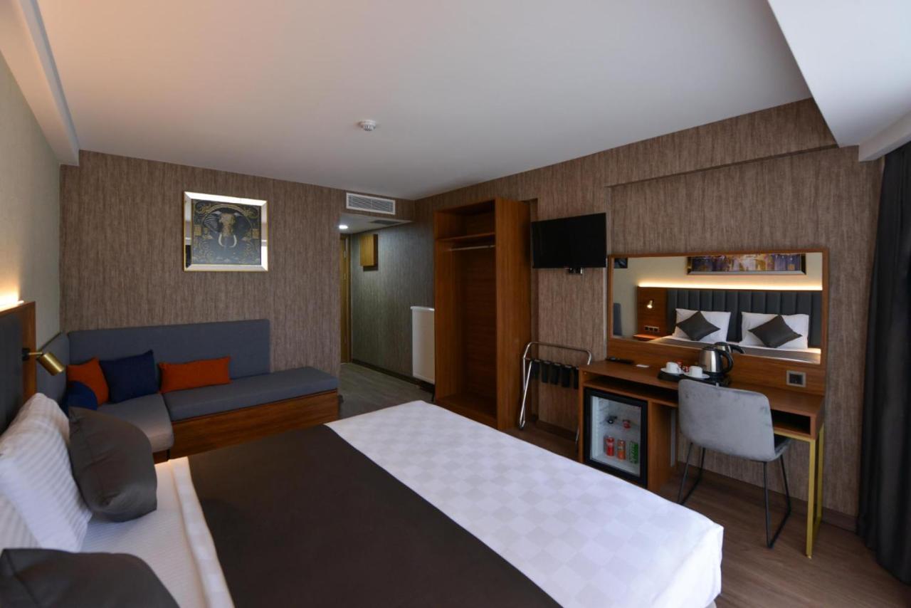 Istport Garden Hotels Arnavutkoy Exterior photo A room at the hotel