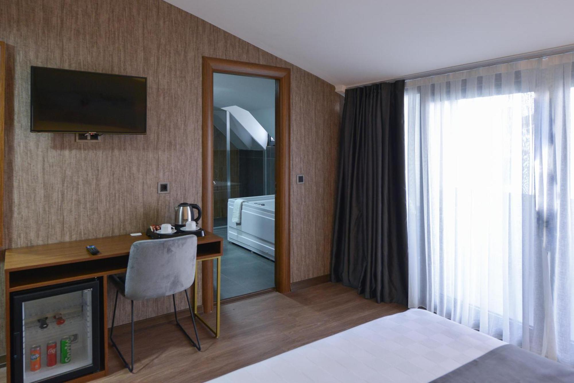 Istport Garden Hotels Arnavutkoy Exterior photo
